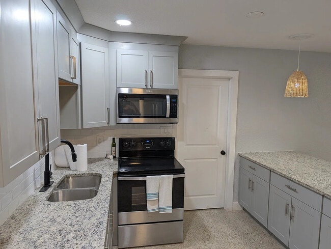 Photo - 4519 Venetian Blvd NE Unit 1