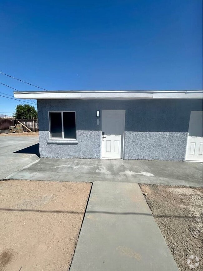 Building Photo - 210 W Monroe Ave Unit 210 W Monroe Ave  C Rental
