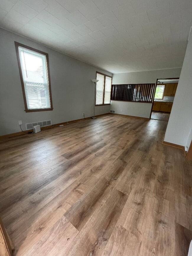 Photo - 1228 Ellis St
