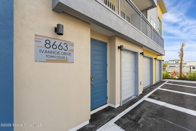 Photo - 8663 Ivanhoe Dr