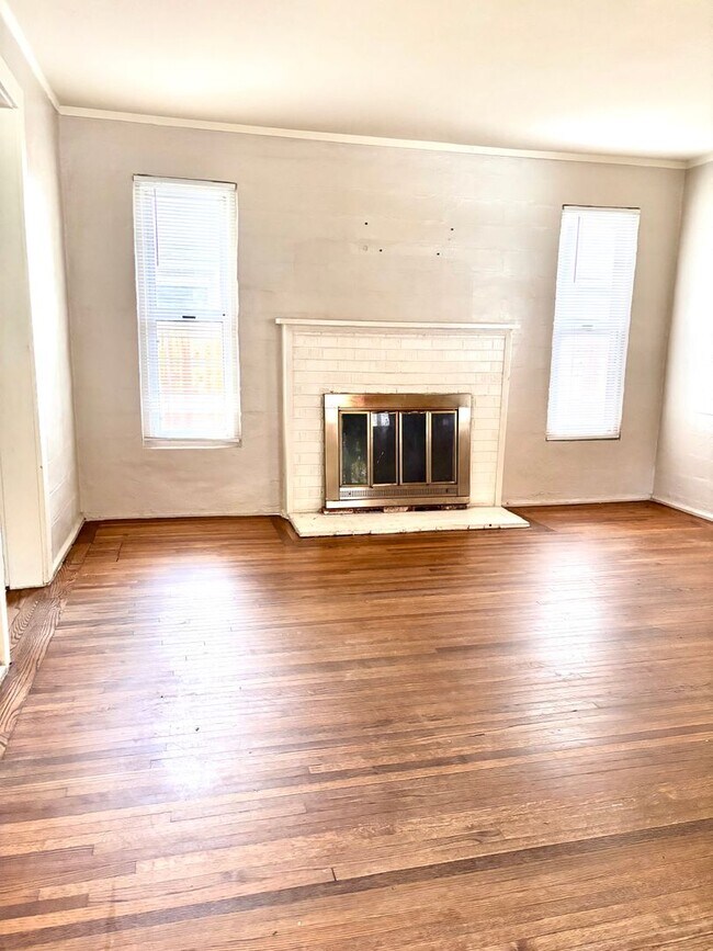 Photo - Edi2324/Jill2343 Unit Edi2324