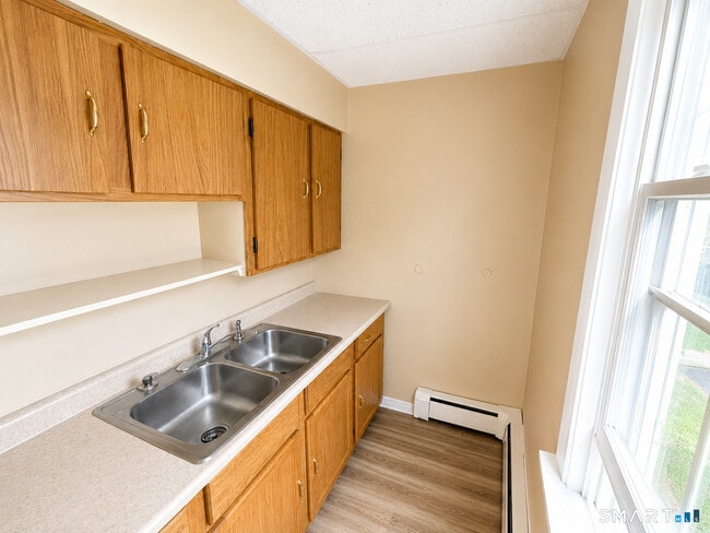 Photo - 515 Park Ave Unit 2