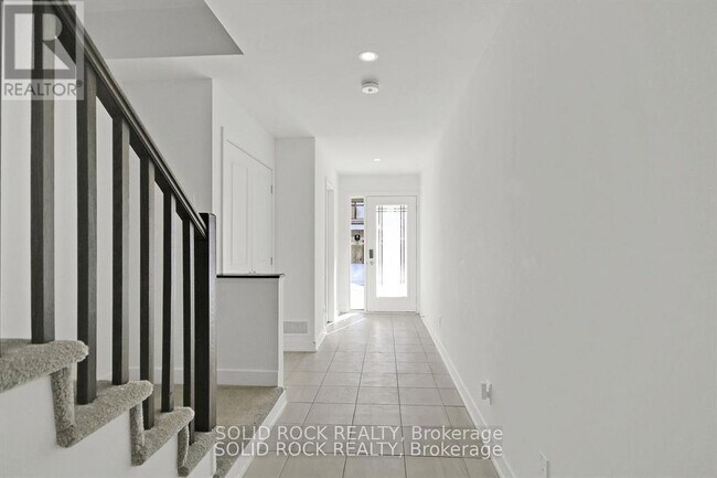 Photo - 574 Tahoe Hts