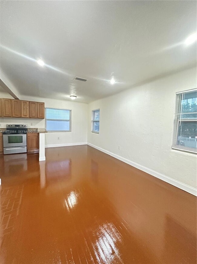 Photo - 2021 Bay Dr Unit 3