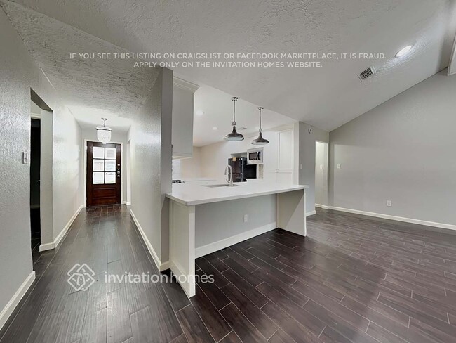 Photo - 12914 Foxburo Dr