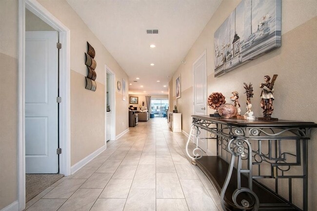 Photo - 691 Sticks St