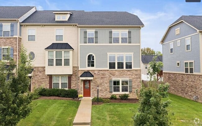 Building Photo - 16621 Gossamer Dr Rental