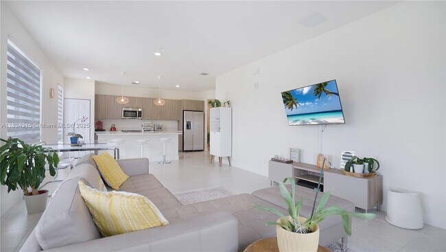 Photo - 8301 NW 41st St Unit B-404