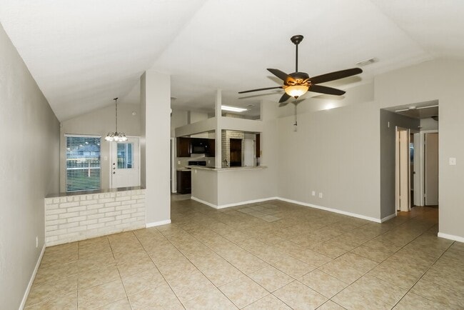 Photo - 19523 Lake Hollow Ln