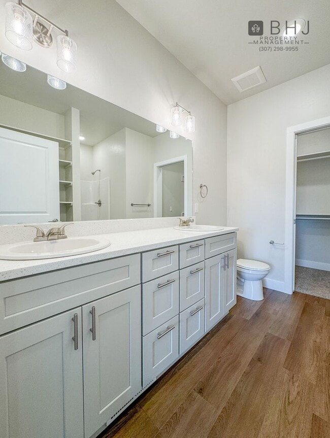 Photo - BRAND NEW! 2 BED/ 2BATH Dog Friendly Twin ...