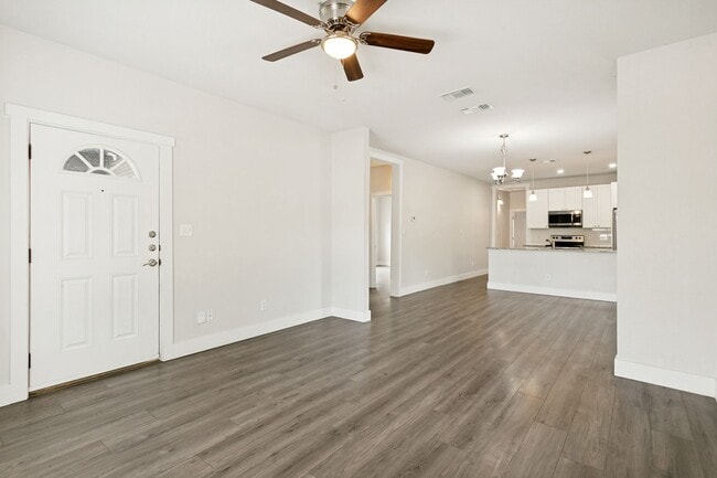 Photo - 1201 S Palmetto St