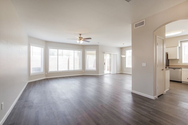 Photo - 2221 E Union Hills Dr