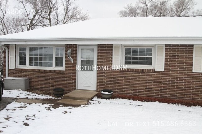 Photo - 4800 SW 3rd St