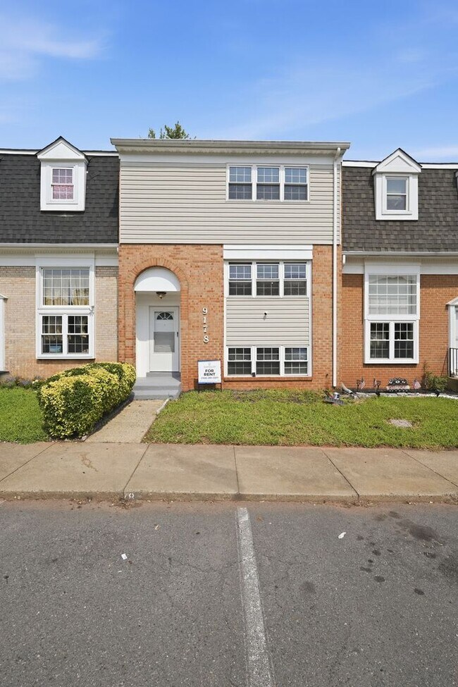 Photo - 9178 Laurelwood Ct