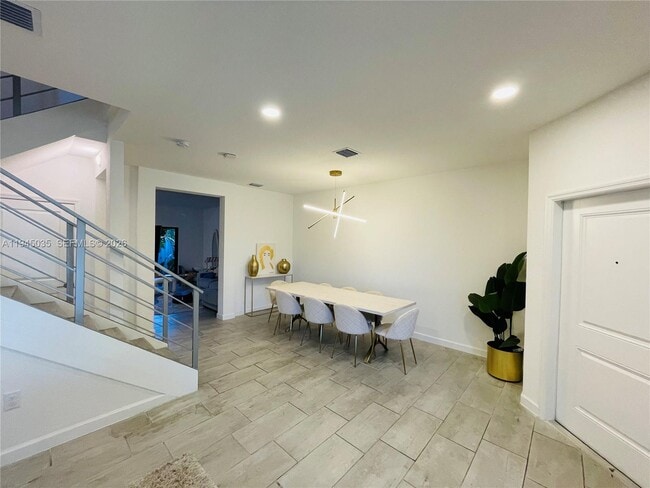 Photo - 764 NE 206th Terrace