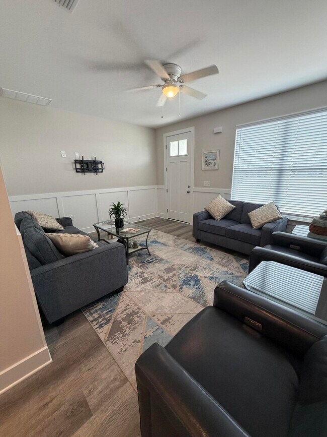 114 Penny Ln