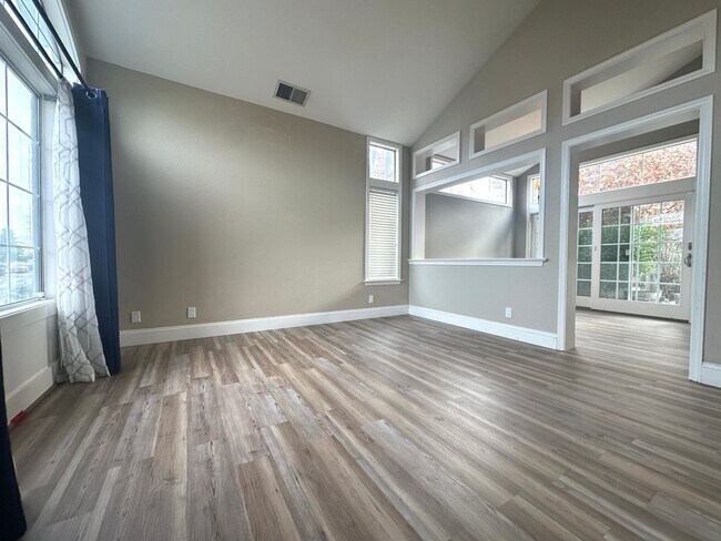 Photo - Gorgeous 3 Bed, 2.5 on Corner Lot