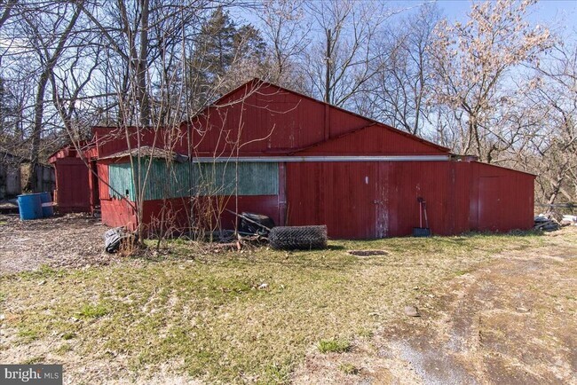 Building Photo - 21928 Leitersburg Pike Rental