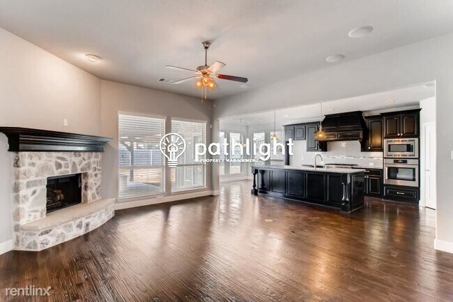 Photo - 4 br, 3.5 bath House - 708 Patio Street UNIT