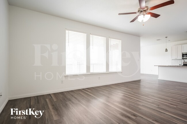 Photo - 7316 Parkside Pl Dr