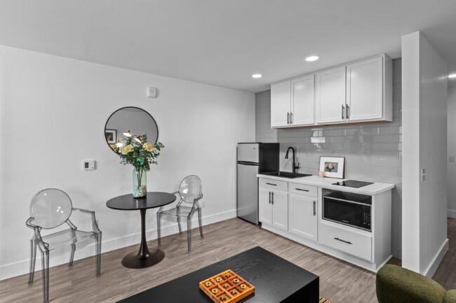Building Photo - The Clark Rental