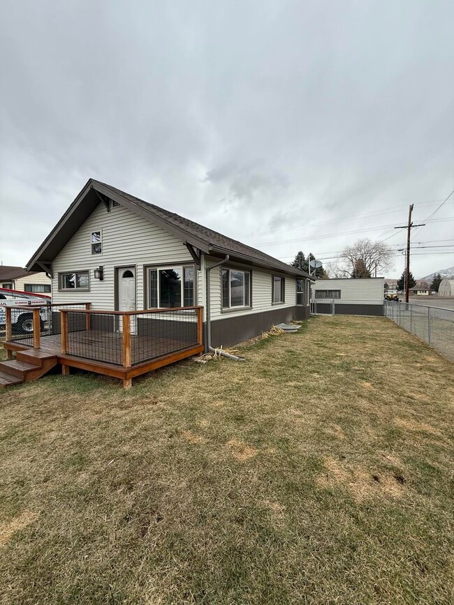Photo - Stunning 5-Bedroom Home located in Butte MT