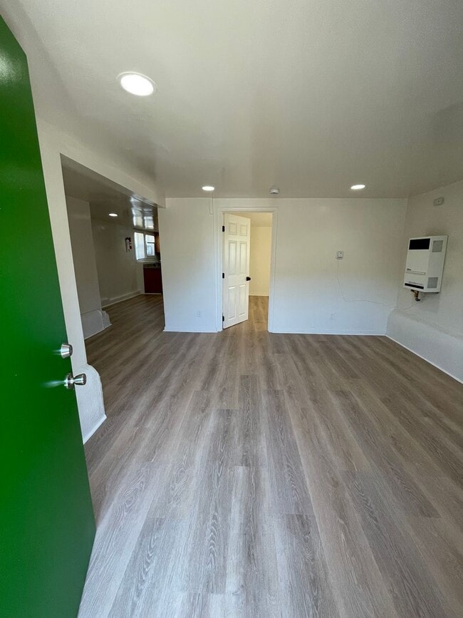 1618-1620 17th St - 1618-1620 17th St Apartment Unit 1618 (Lower)