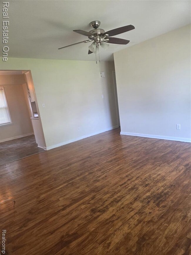 Photo - 23654 Whitley Dr