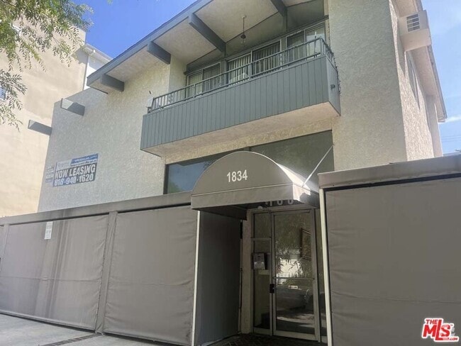 Building Photo - 1834 Thayer Ave Unit 4 Rental