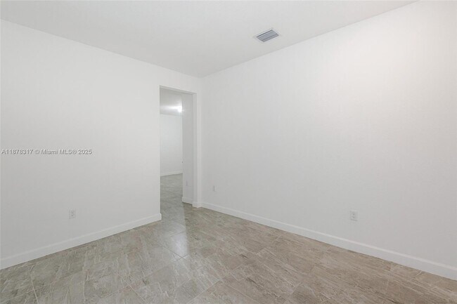 Photo - 152 SW 185th Way