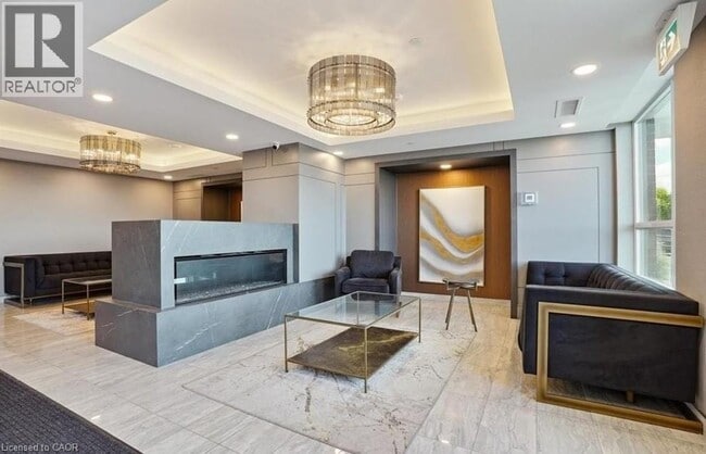 Photo - 5055 Greenlane Unit 340