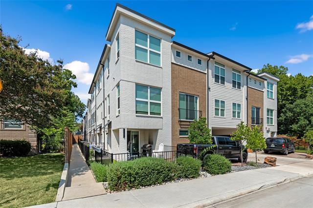 Photo - 6319 Richmond Ave