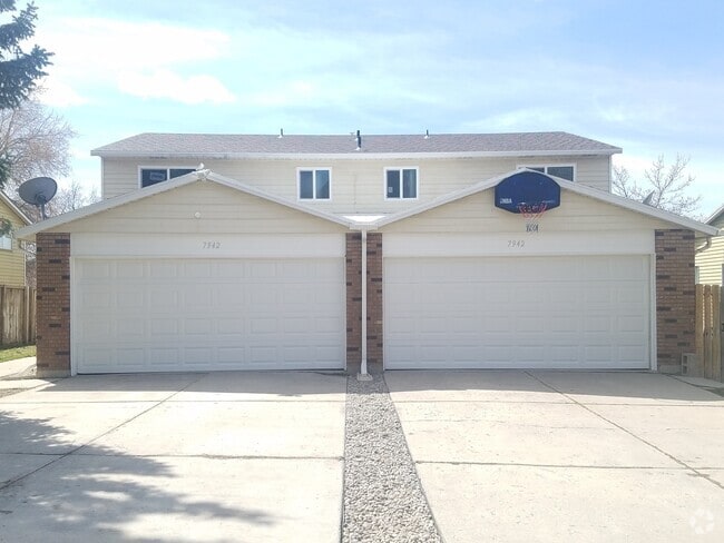 Building Photo - 7942 Chadbourne Dr Unit B Rental