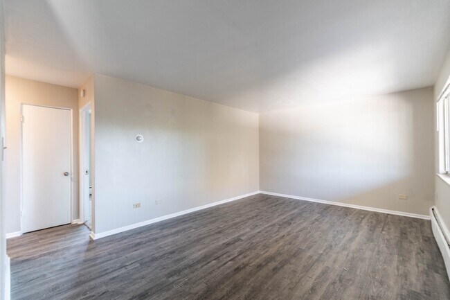 Photo - 1351 Xenia St