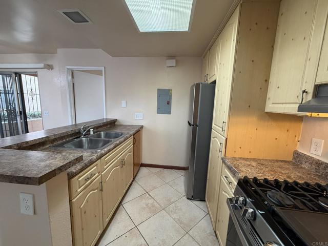 Photo - 2039 Dairy Mart Rd