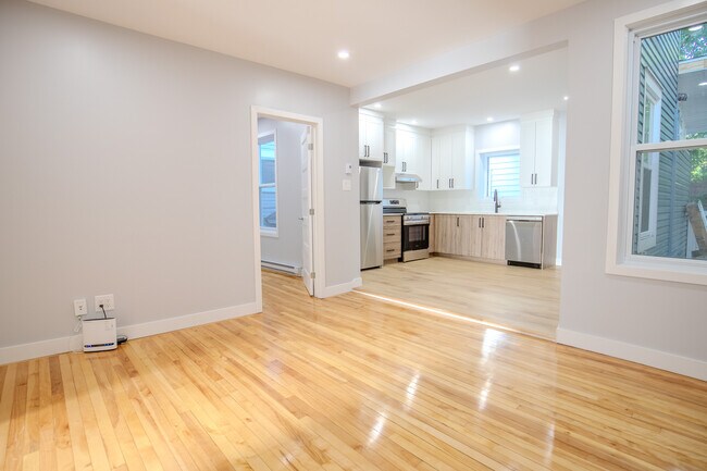 Photo - Newly renovated 2-bedroom apartment in Hull Unit A