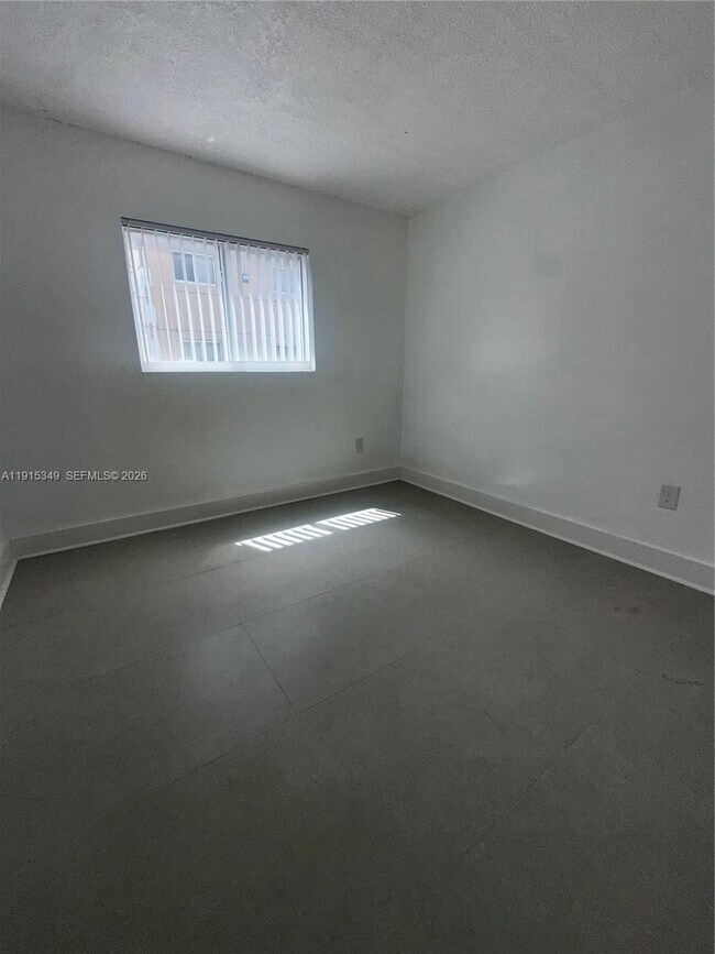 Photo - 500 NW 24th Ave Unit 27