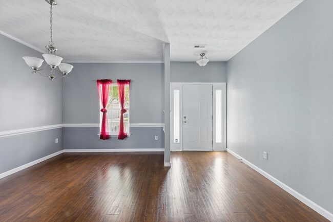 Photo - 1023 Snead Dr
