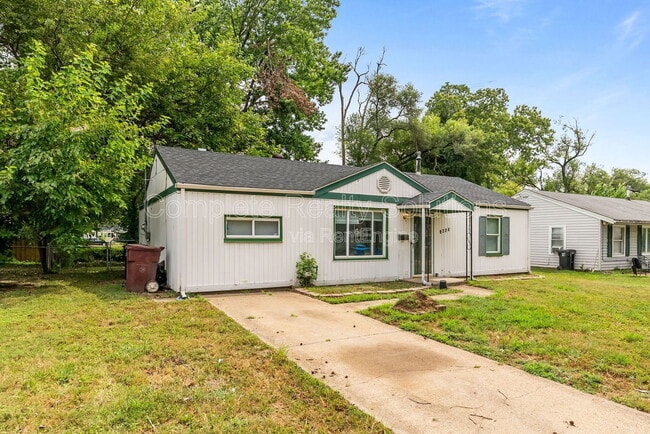 Photo - 9724 Dennis Dr