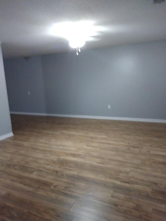 Photo - Pirate Cove Apartments 9-16