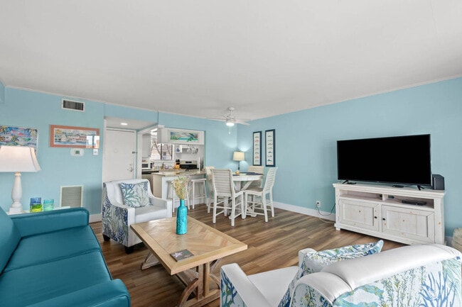 Photo - 775 Gulf Shore Dr Unit ID1285926P