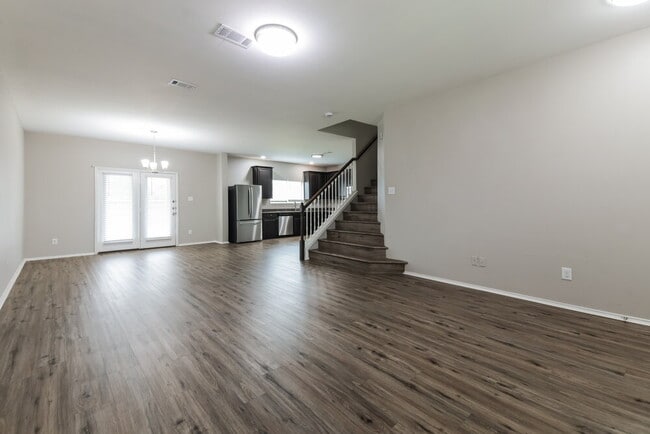 Photo - 11425 Maddie Ave