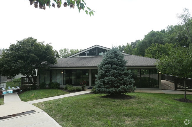 Clubhouse - Stonegate Apartments