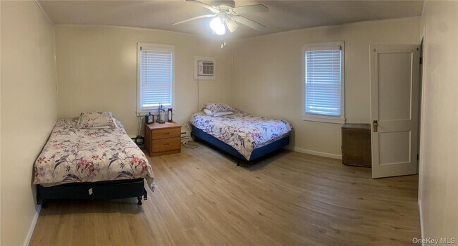 Photo - 7 Sylvan Side Ave