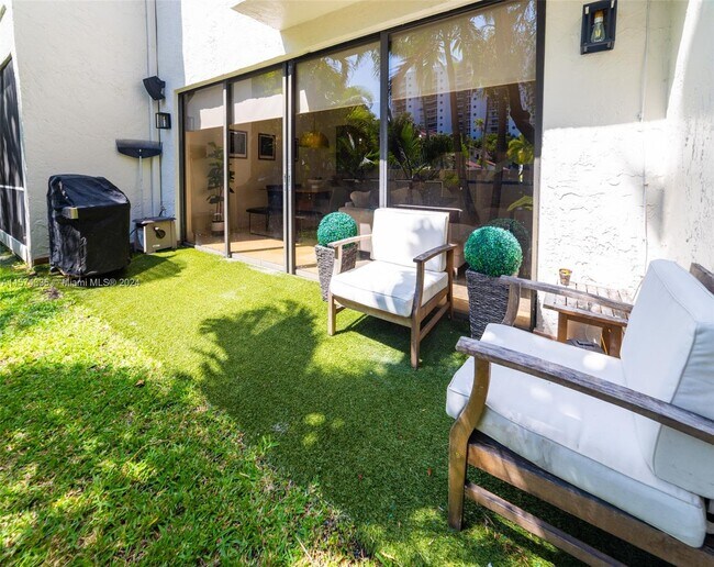 Photo - 21387 Marina Cove Cir