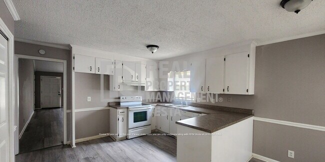 160 N Springs Ct