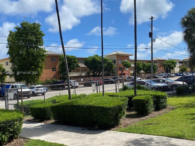 Photo - 1855 NE 121st St Unit 36