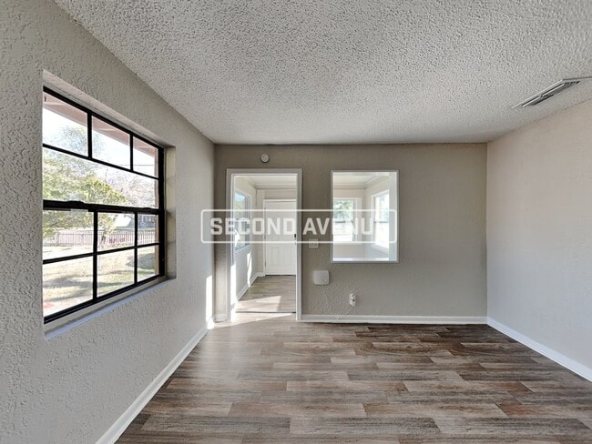 Photo - 2727 W 45th St