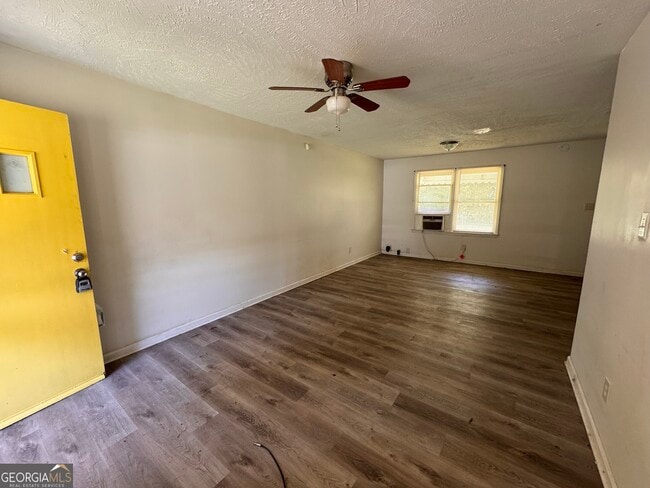 Photo - 5771 Satterfield Dr