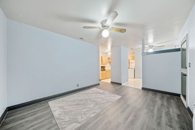 Charming 3-Bed Cottage with Fenced Yard & Carport in San Antonio – $1,350/mo